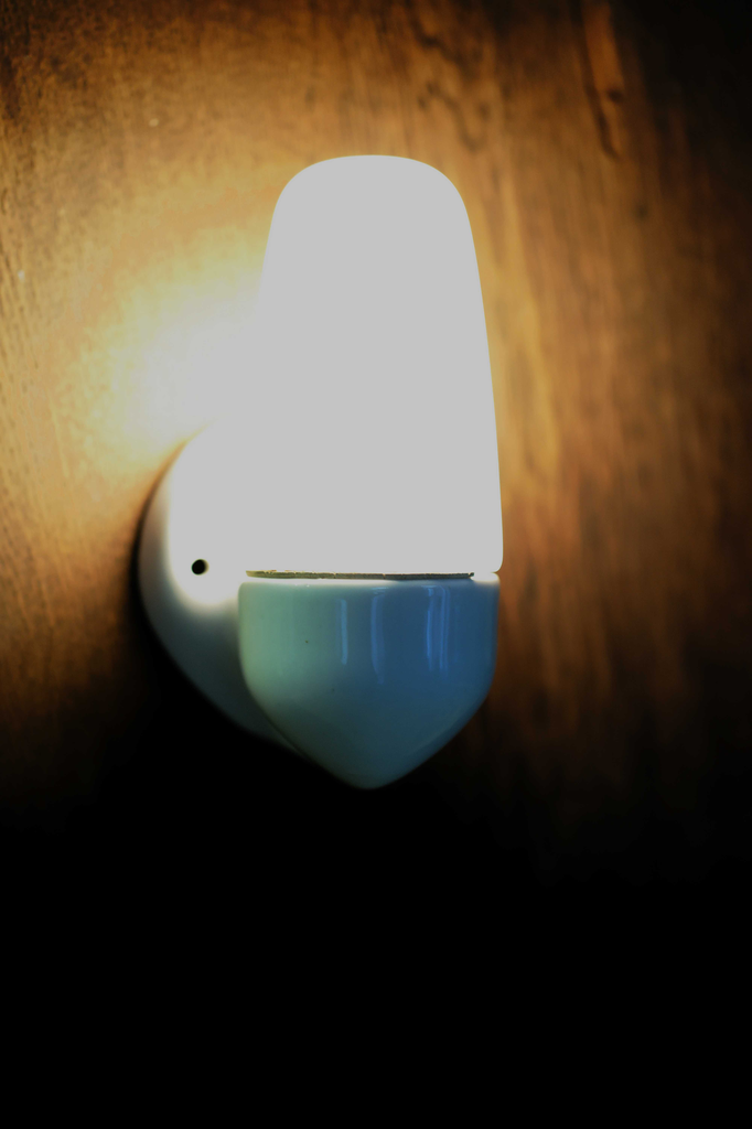 Bauhaus Style Wall Lamp by Wilhelm Wagenfeld for Lindner, 1950s