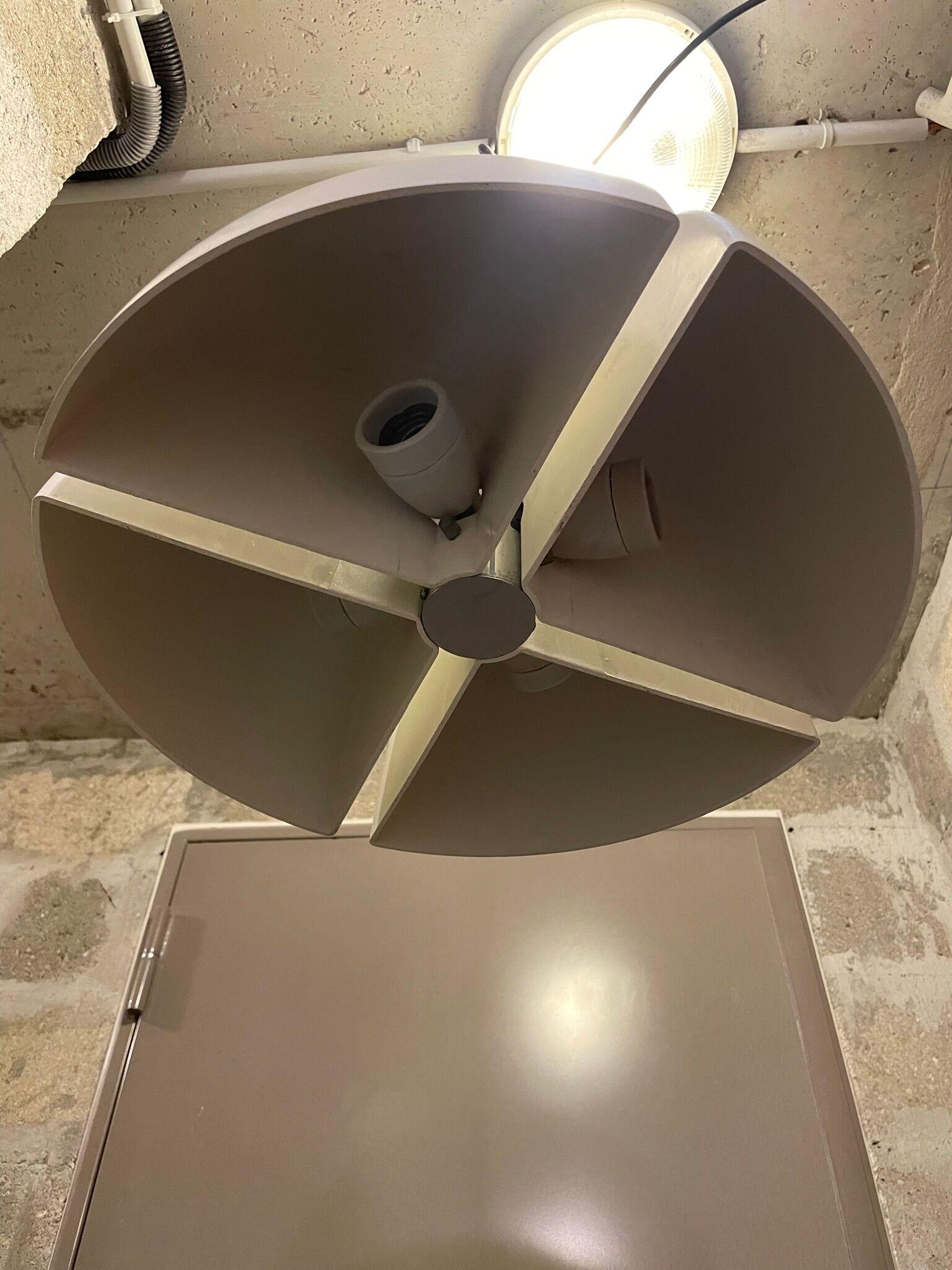 Suspension Raak model Octavo 1970