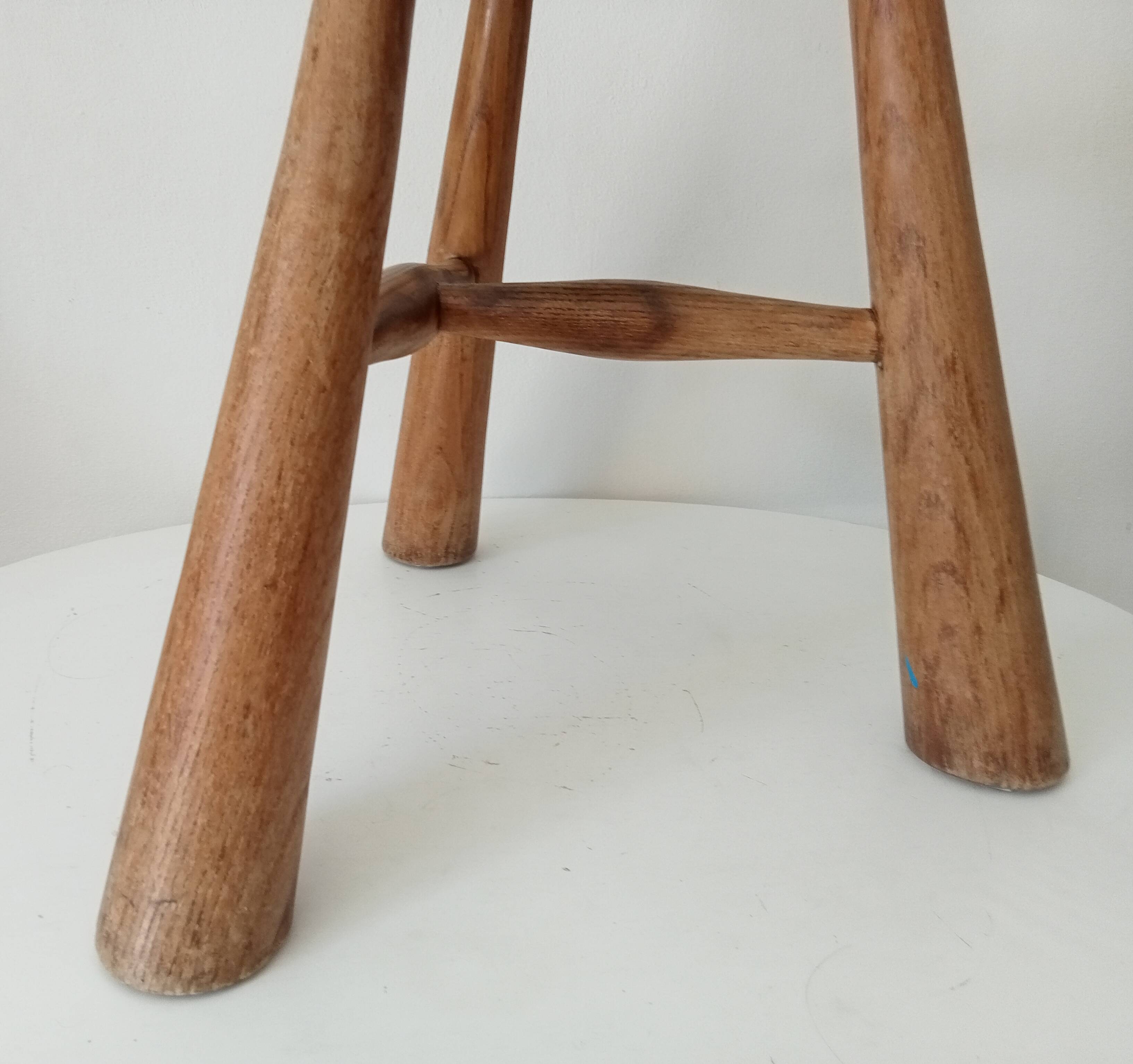 Brutalist tripod stool from the 1950s/60s.