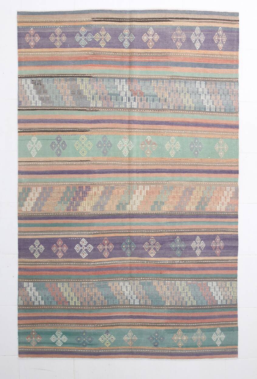6x9 Faded Purple Anatolian Kilim Rug, 172x274Cm Bohemian Kilim