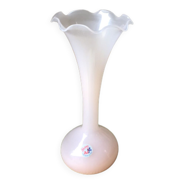 Rose corolla vase