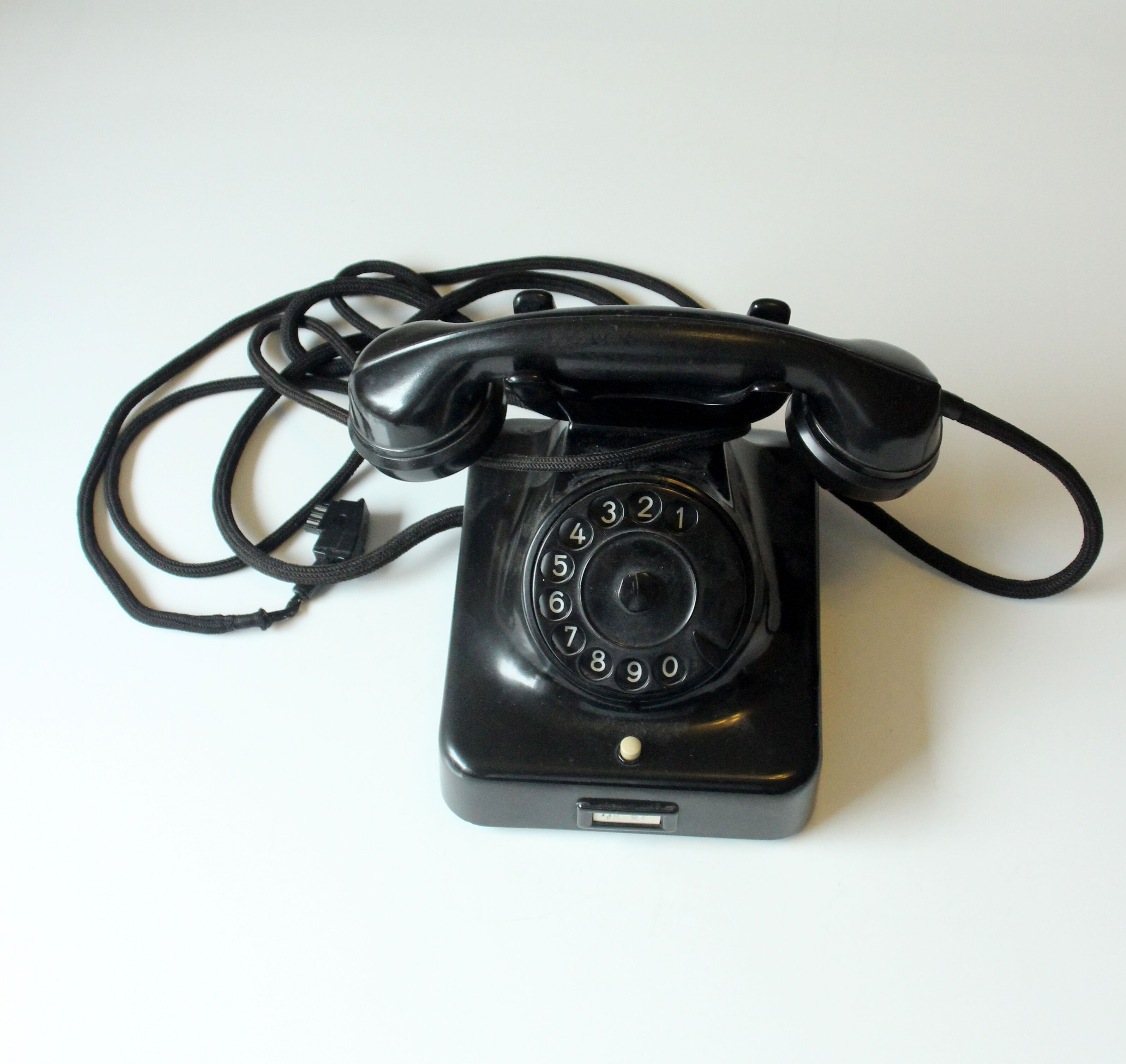 Antique telephone coming from the 1930s, bakelite