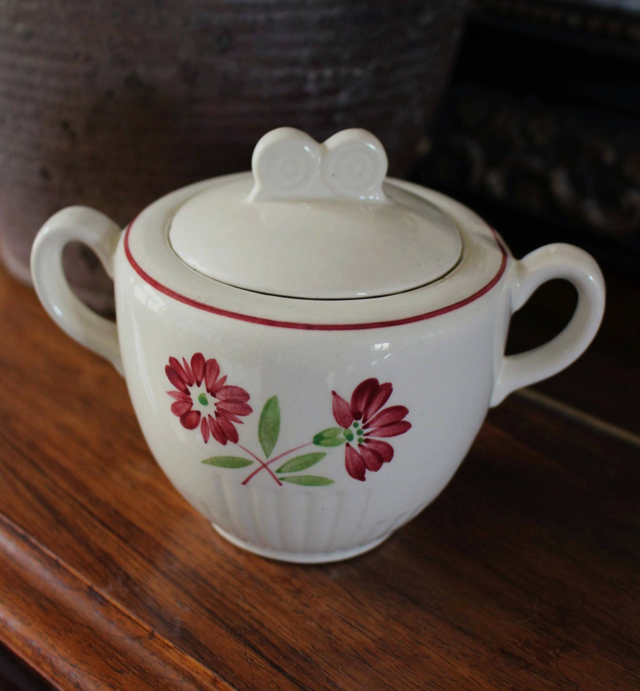 Sugar bowl ceramic Jacques Lunéville red flowers Art Deco