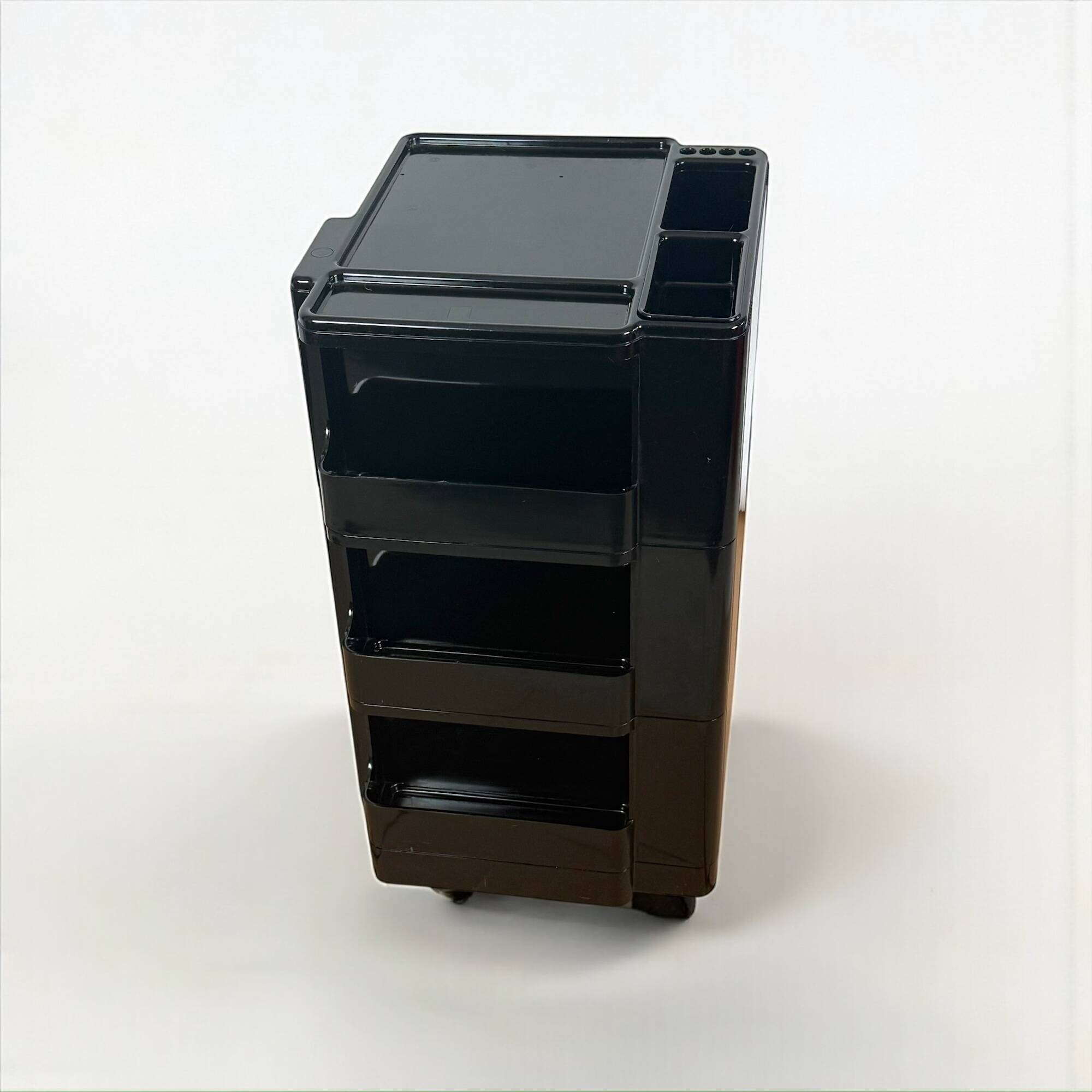 Neolt Superstile Trolley Tall 1970s Italian Design in Glossy Black