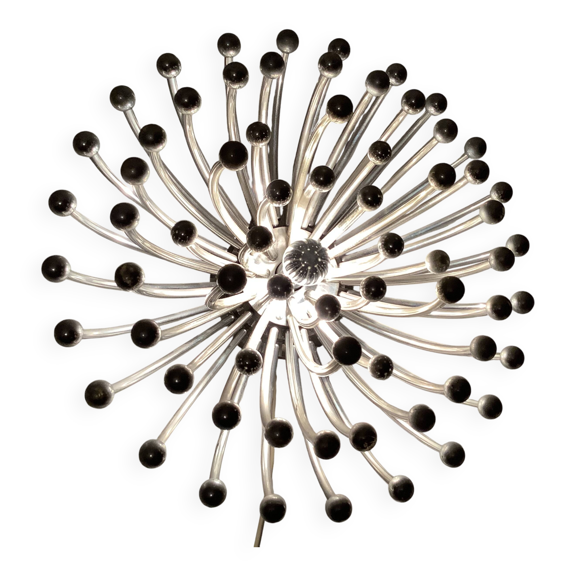 Pistillo wall lamp by Tetrarch studio