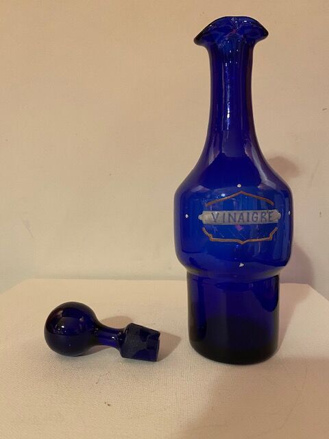 Cobalt blue vinegarer
