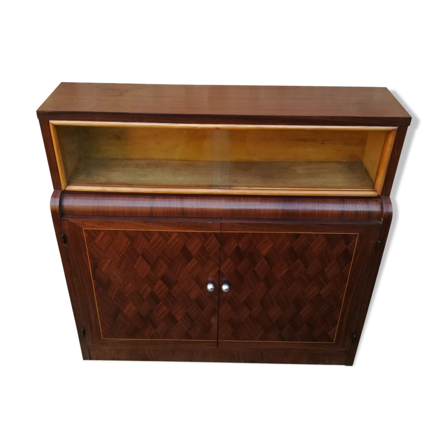 BAR SHOWCASE 50 YEARS