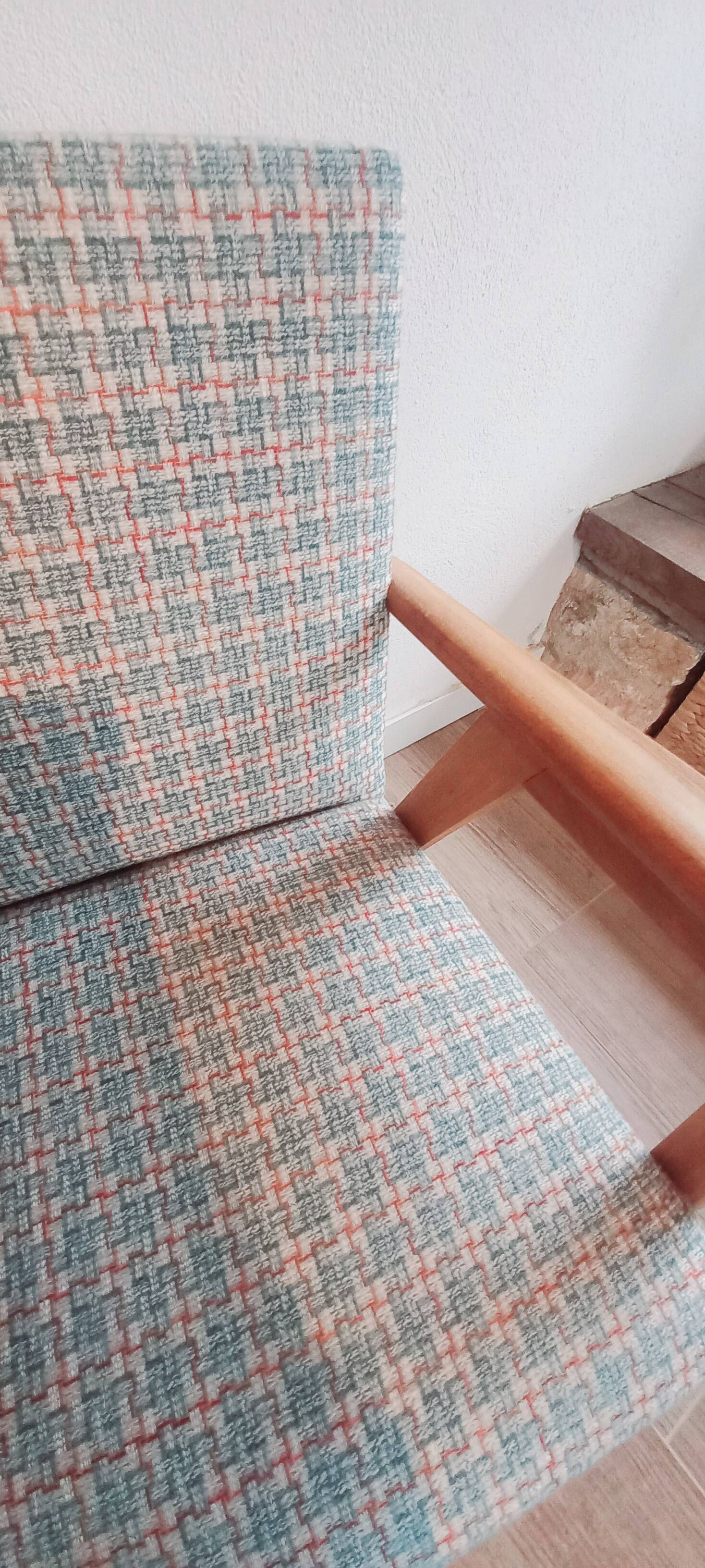 Set of 2 vintage chairs