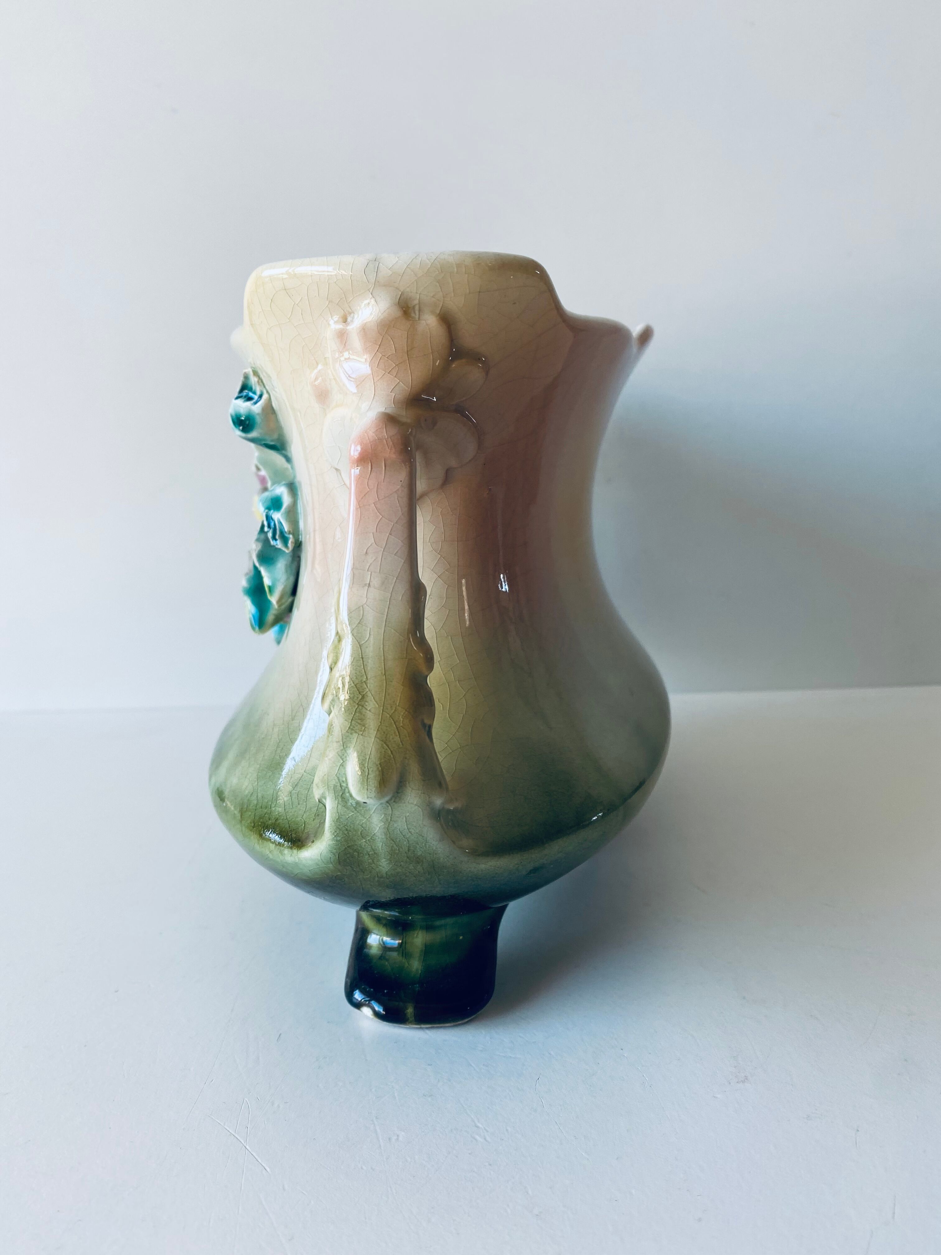 Pot cover or art deco trim