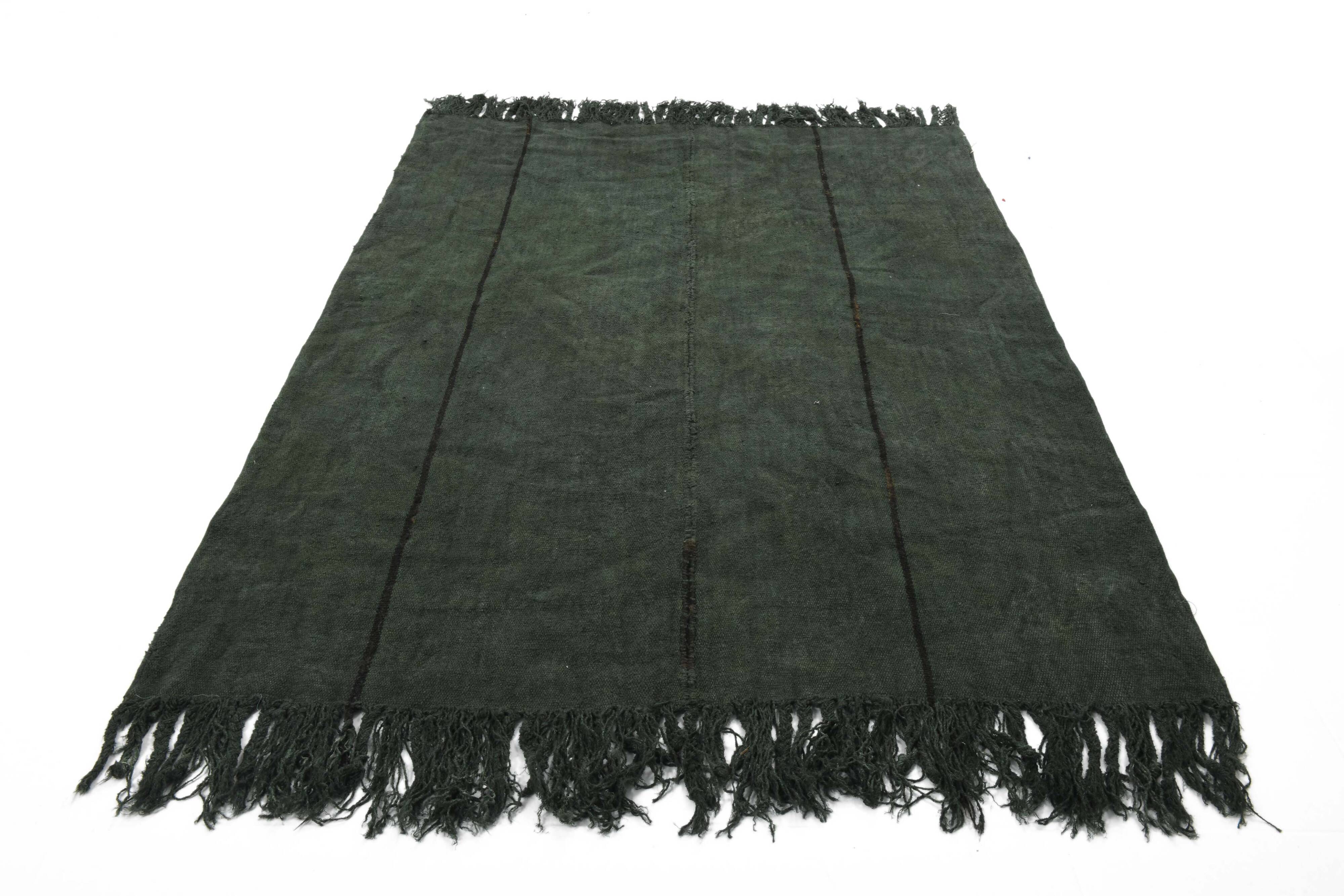 4x5 Dark Green & Black Kilim Rug, 138x150Cm
