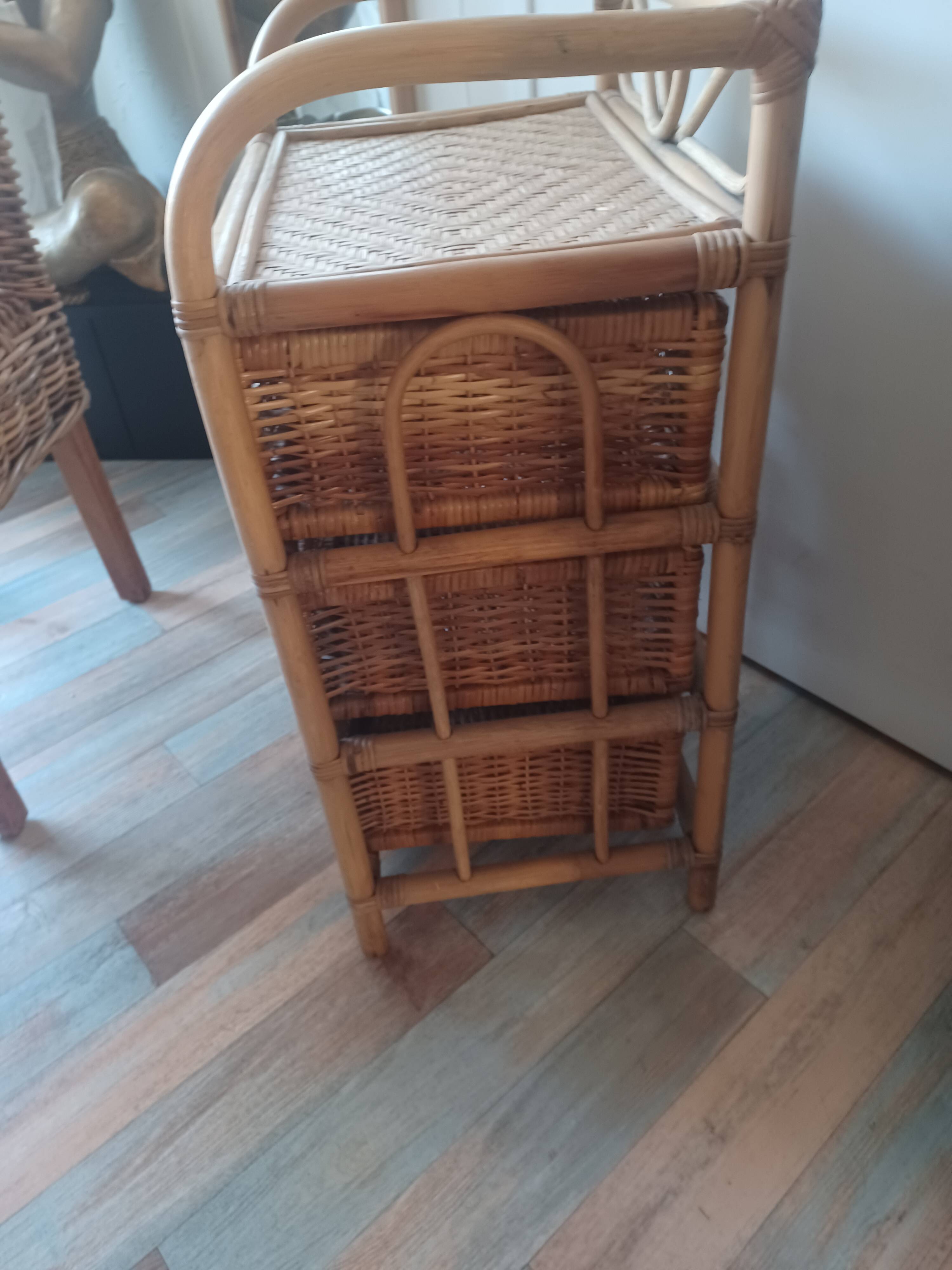 Lot de 2 commodes 3 tiroirs en rotin vintage