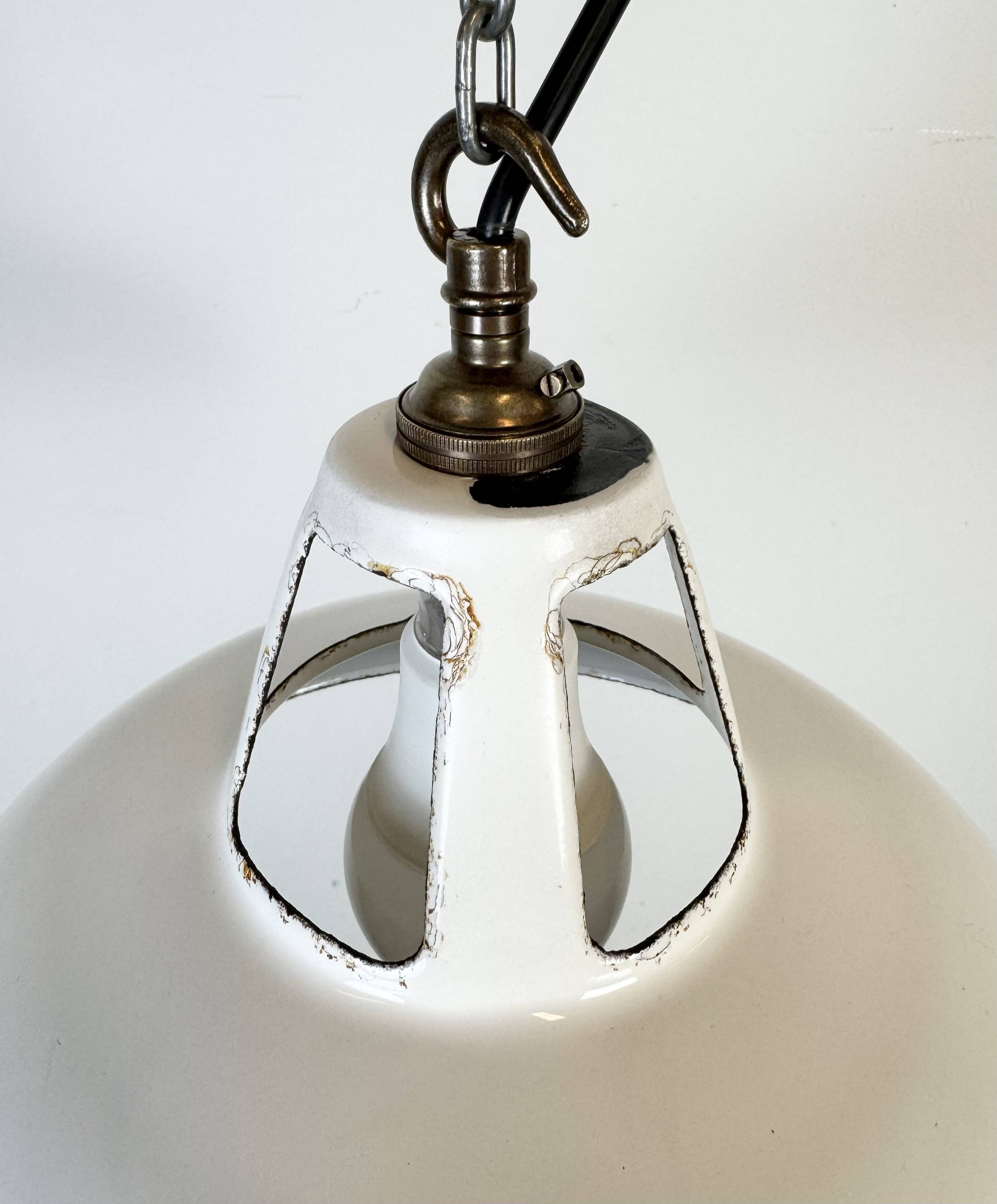 Industrial White Enamel Factory Pendant Lamp from Thorlux, 1960s
