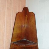 Corner shelf to hang wall