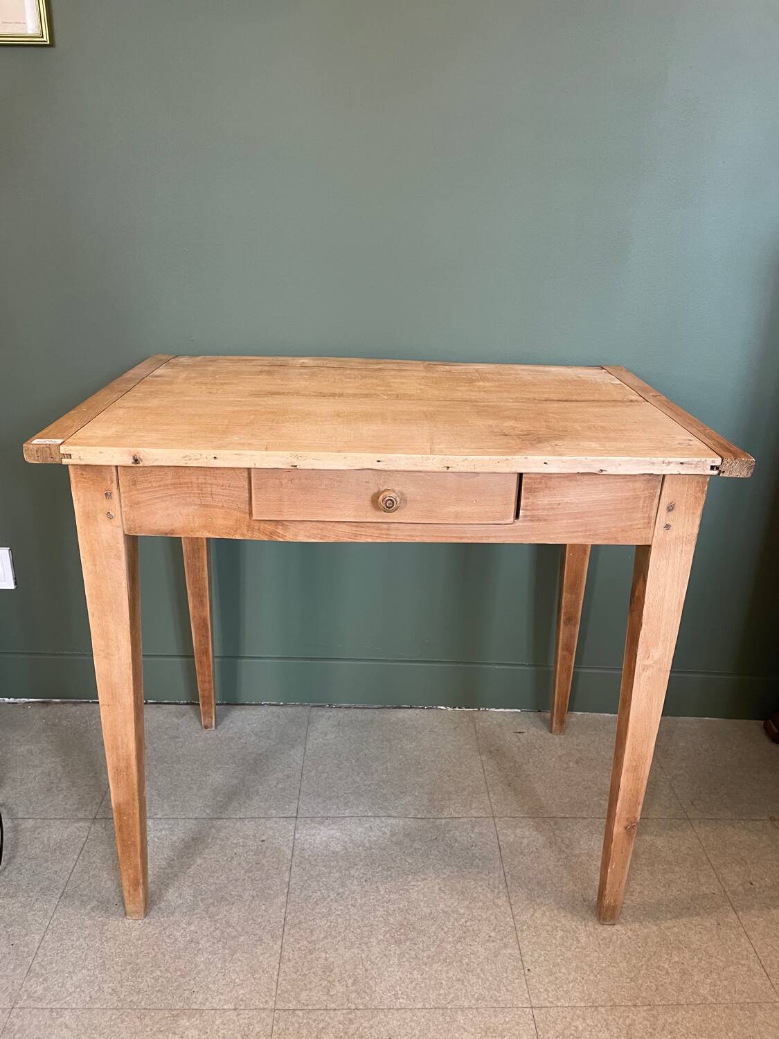 Farmhouse table