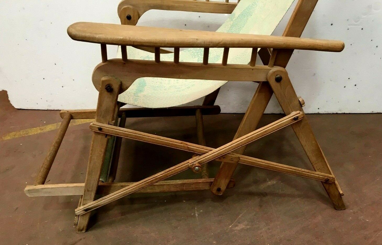 Massive beech maritime transat Chair a 20th century joint