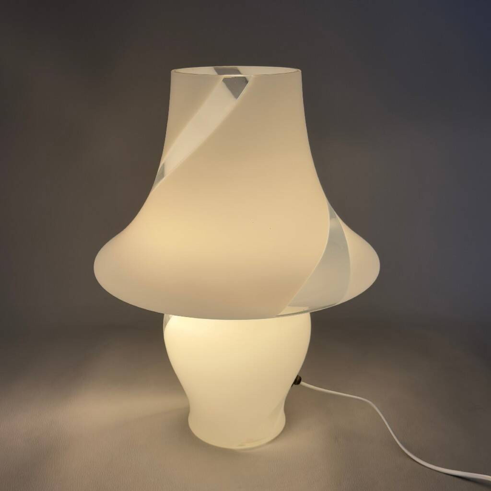 Mushroom table lamp in Murano glass by De Majo, large vintage design from the 70s.