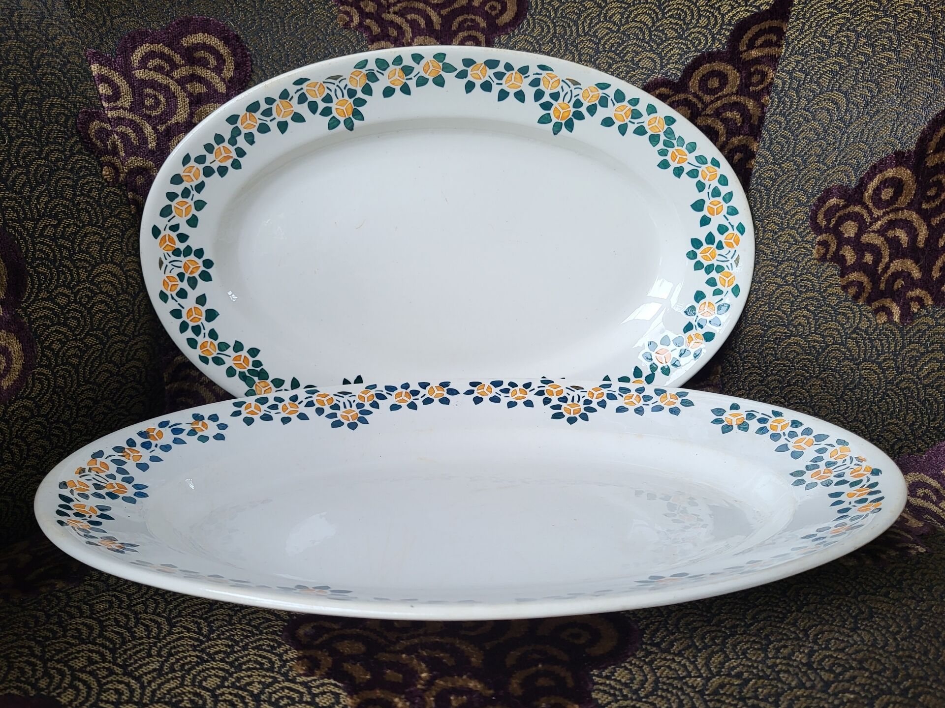 Two serving dishes Rita • Givors • France