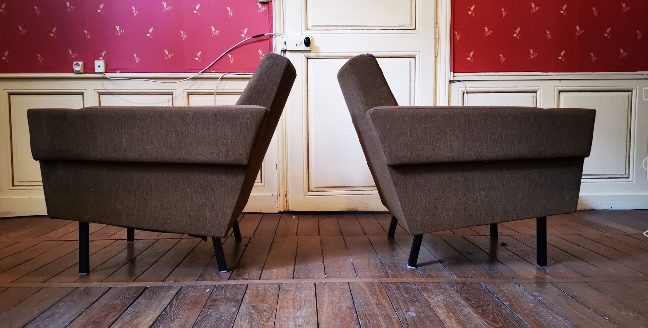 Danish Club armchairs 60s 70 khaki