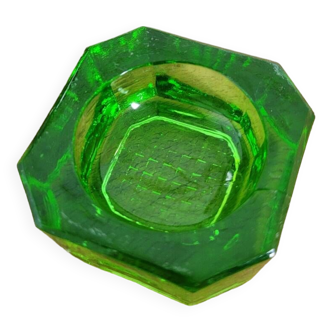 Small emerald green uraline candle holder