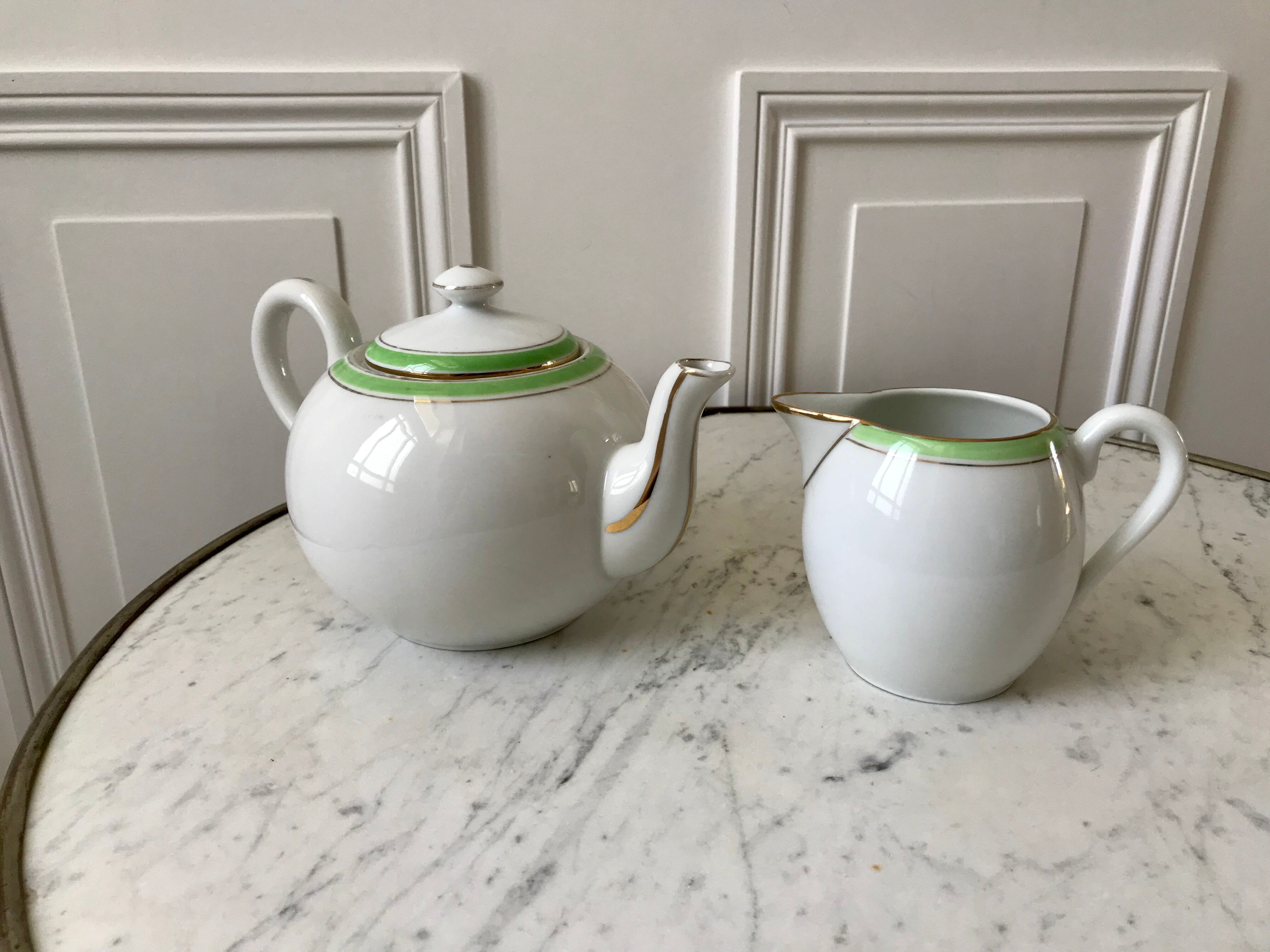 Duo of a teapot and a milk jar 60s