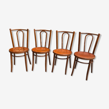 Suite de 4 chaises de bistrot