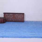 Tapis marocain traditionnel en laine bleue, fait main
