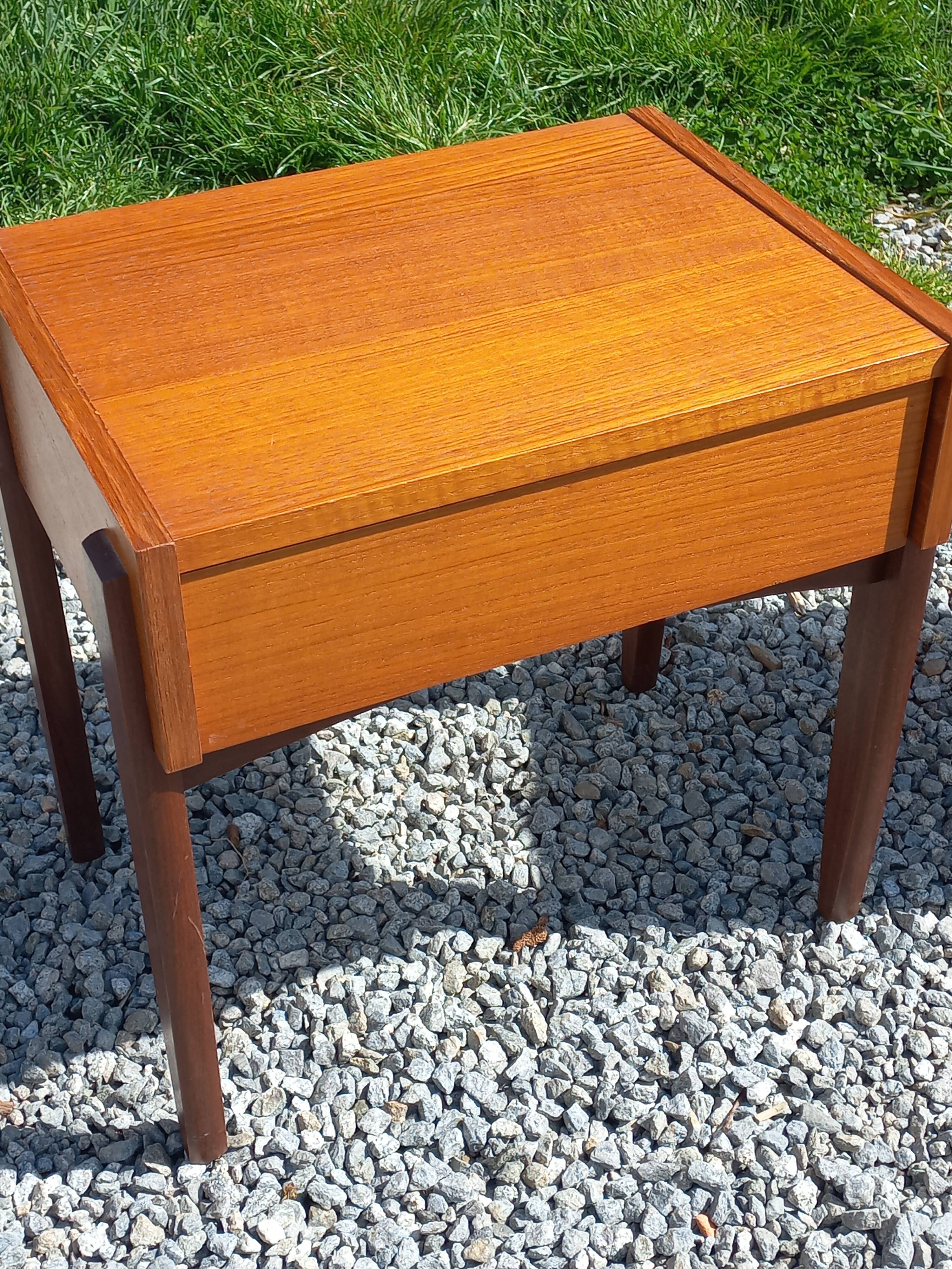 Pair of Scandinavian-style teak bedside tables from the 1970s.
