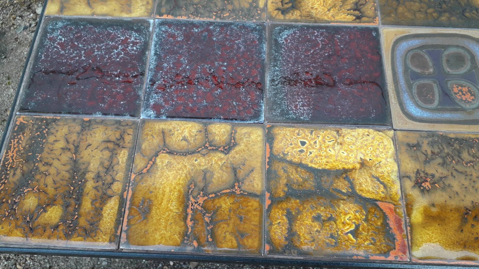 Ceramic coffee table