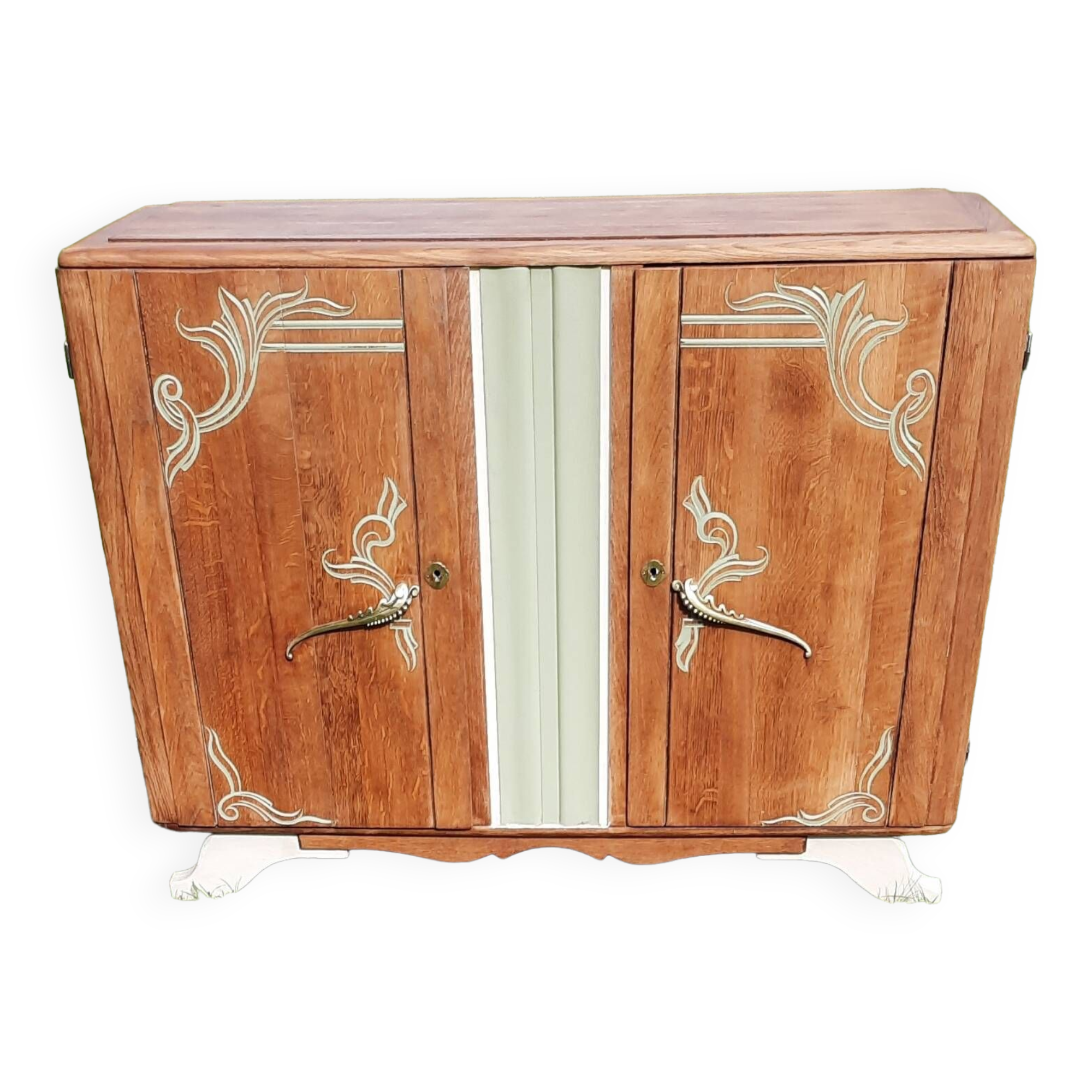Buffet 2 tiroirs et 2 portes