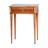 Table d’appoint Biedermeier du 19ème siècle fabriquée en Tchéquie des années 1820