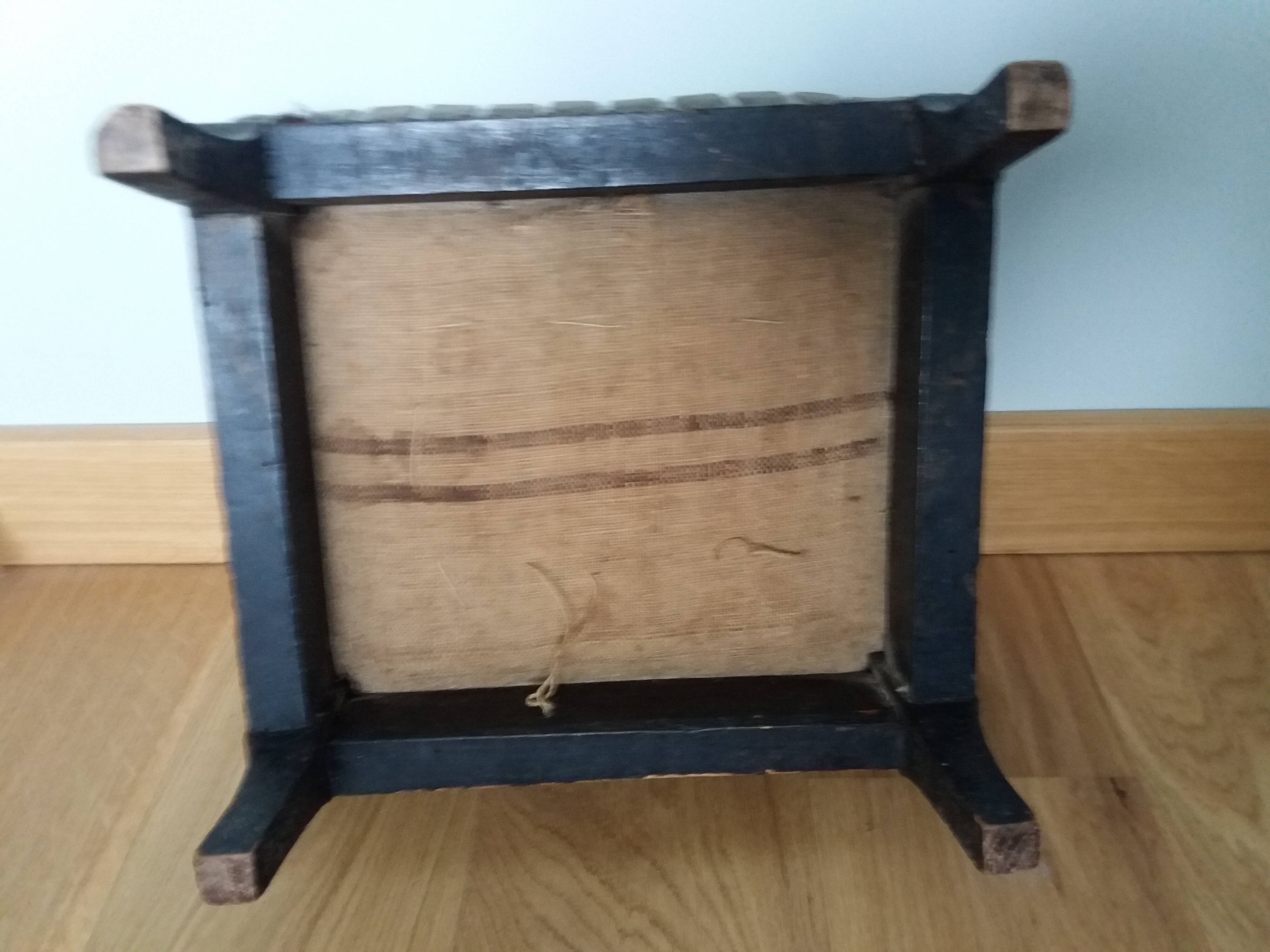 Wooden and velvet footrest