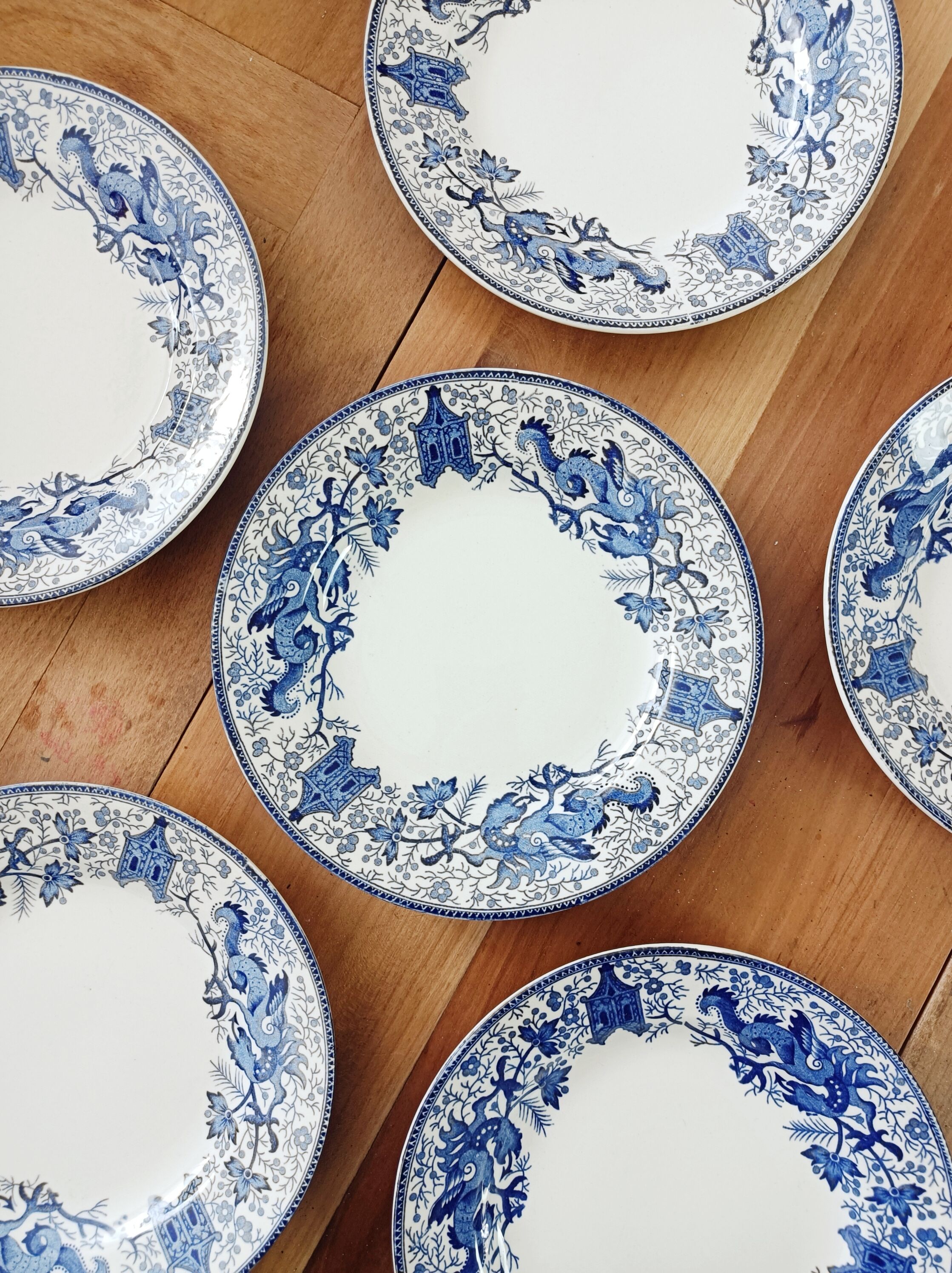 Set of 6 Boch Dragon dessert plates