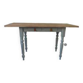 Vintage farm table, base and belt re-enchanted in verdigris, wooden top.