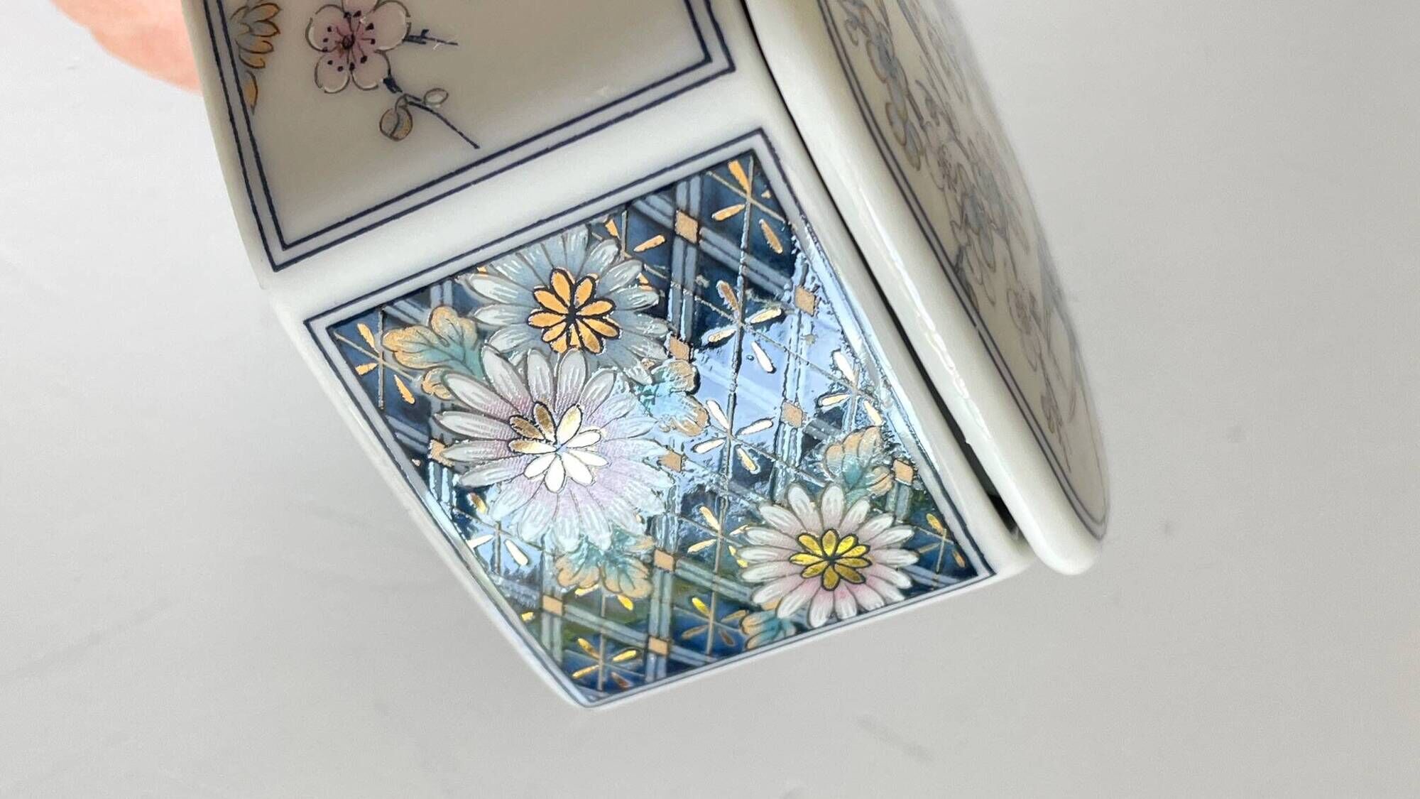 Ashtray porcelain japan