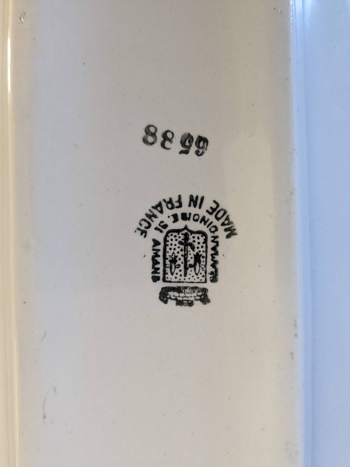 Empty pocket Saint Amand