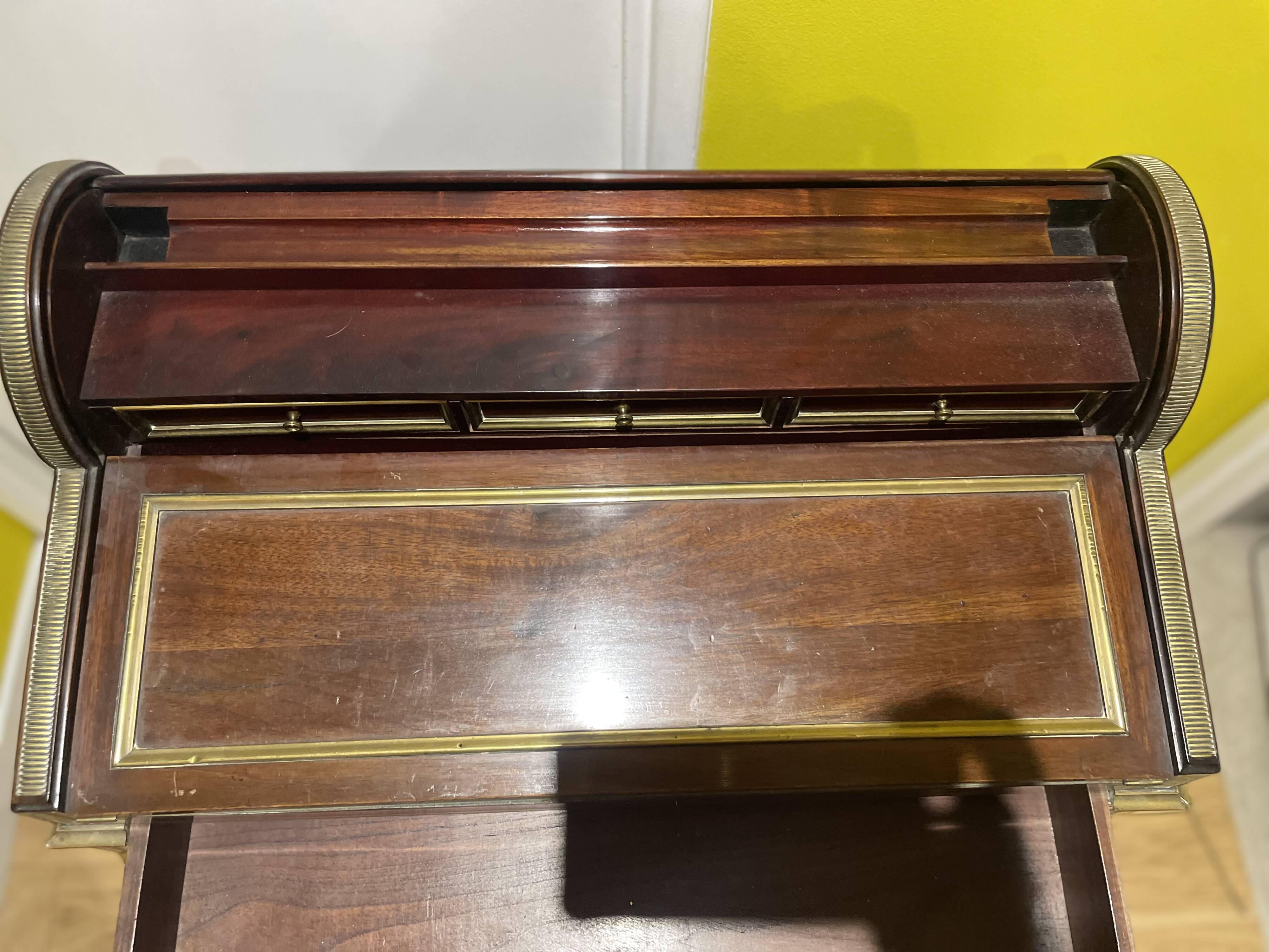 Small Louis XVI style cylinder desk (19th century)