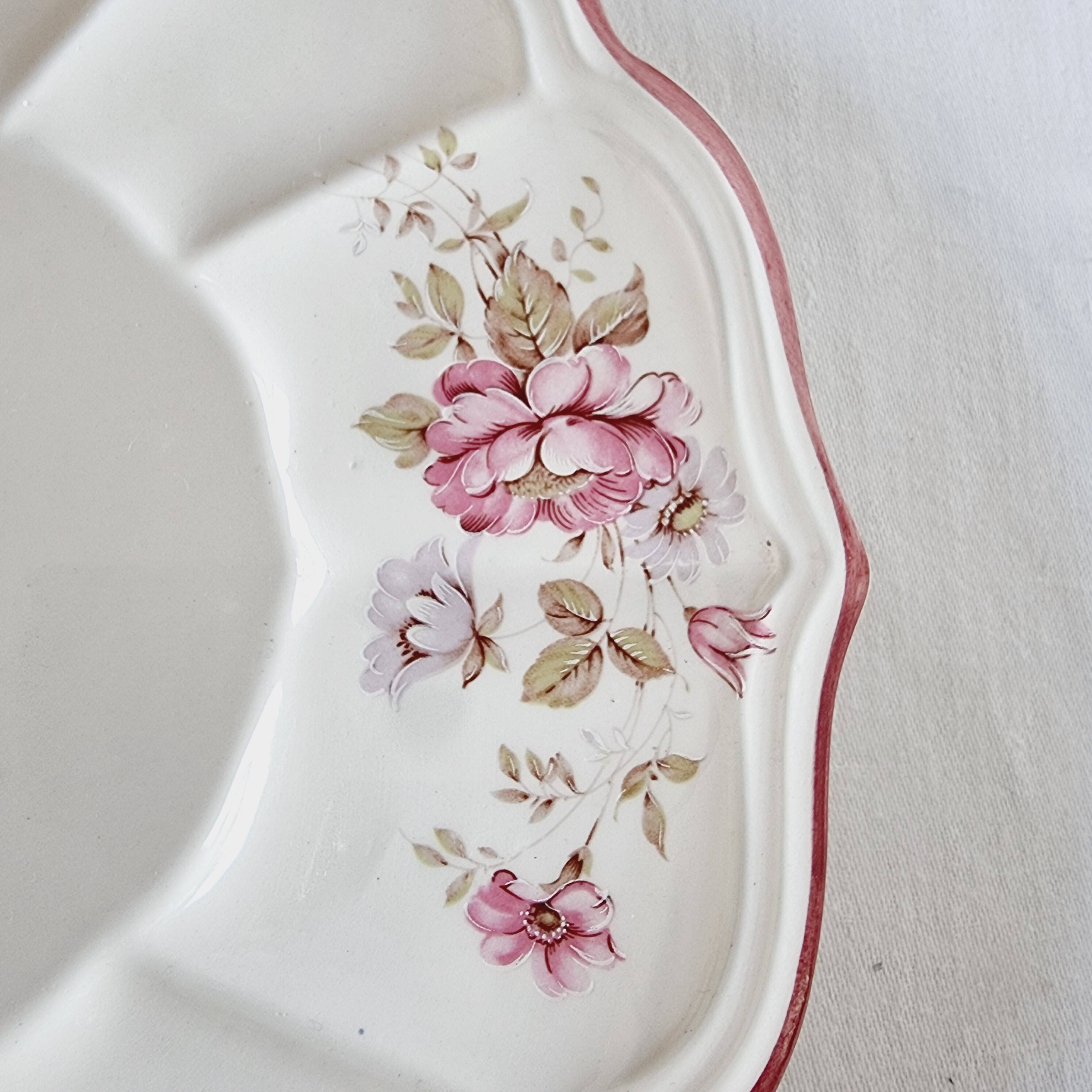 Plat ovale en céramique à délicat décor floral