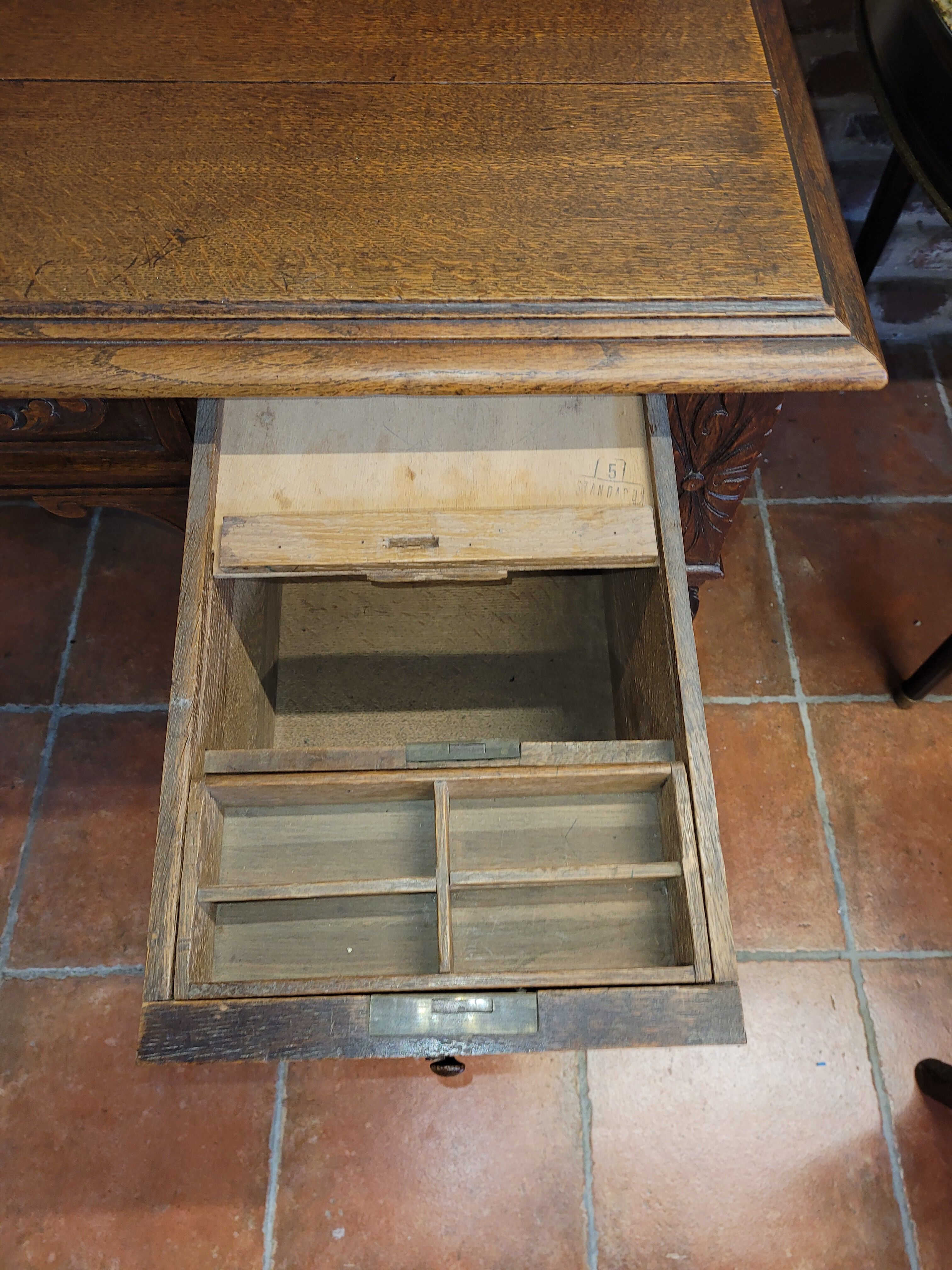 Oak desk with drawers