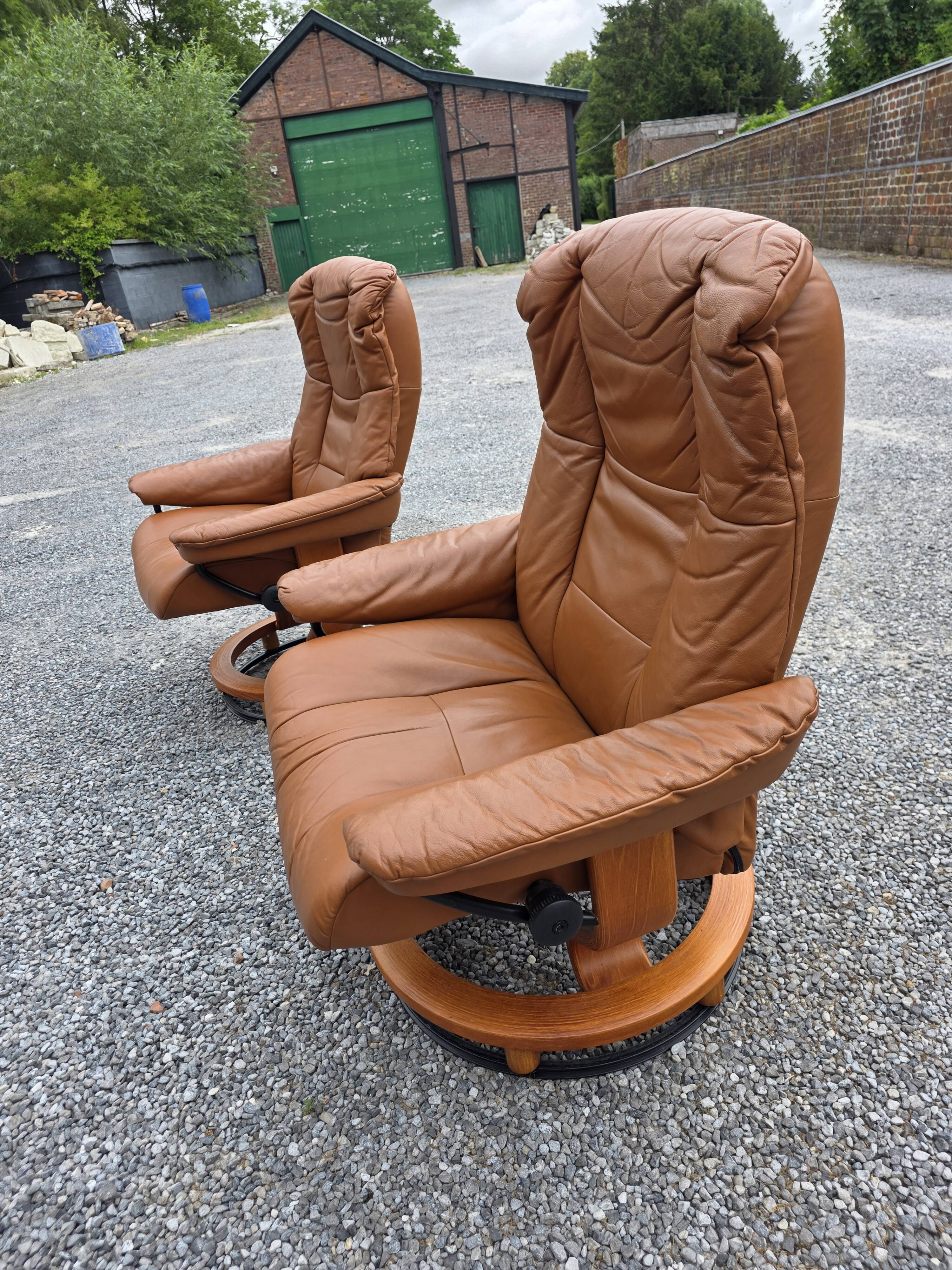 Pair of Ekornes Stressless leather armchairs, 1980s