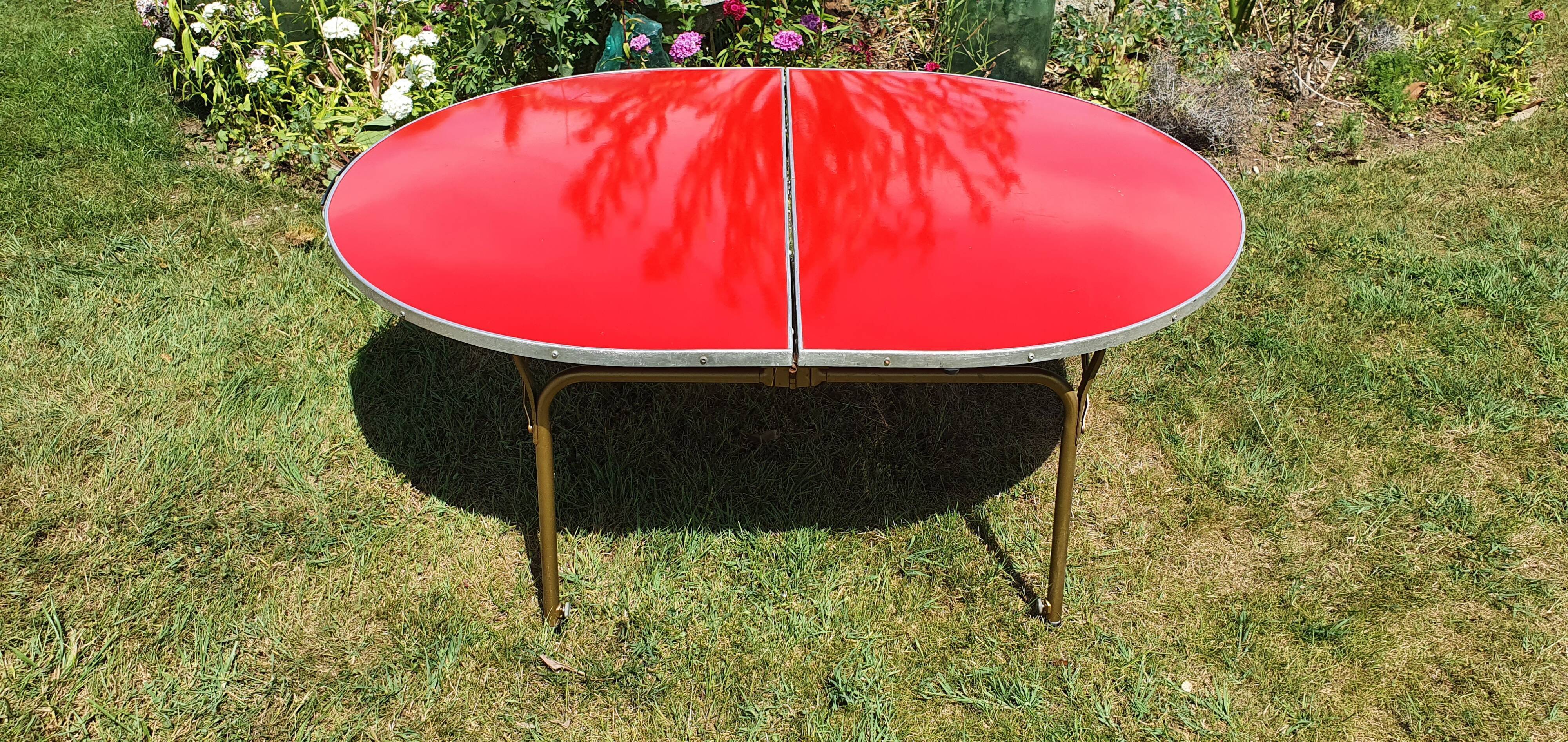 Vintage oval camping table. 1950s.