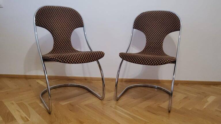 Paire de chaises rares des années 60 dans le style de Gastone Rinaldi, Italie, années 1970.