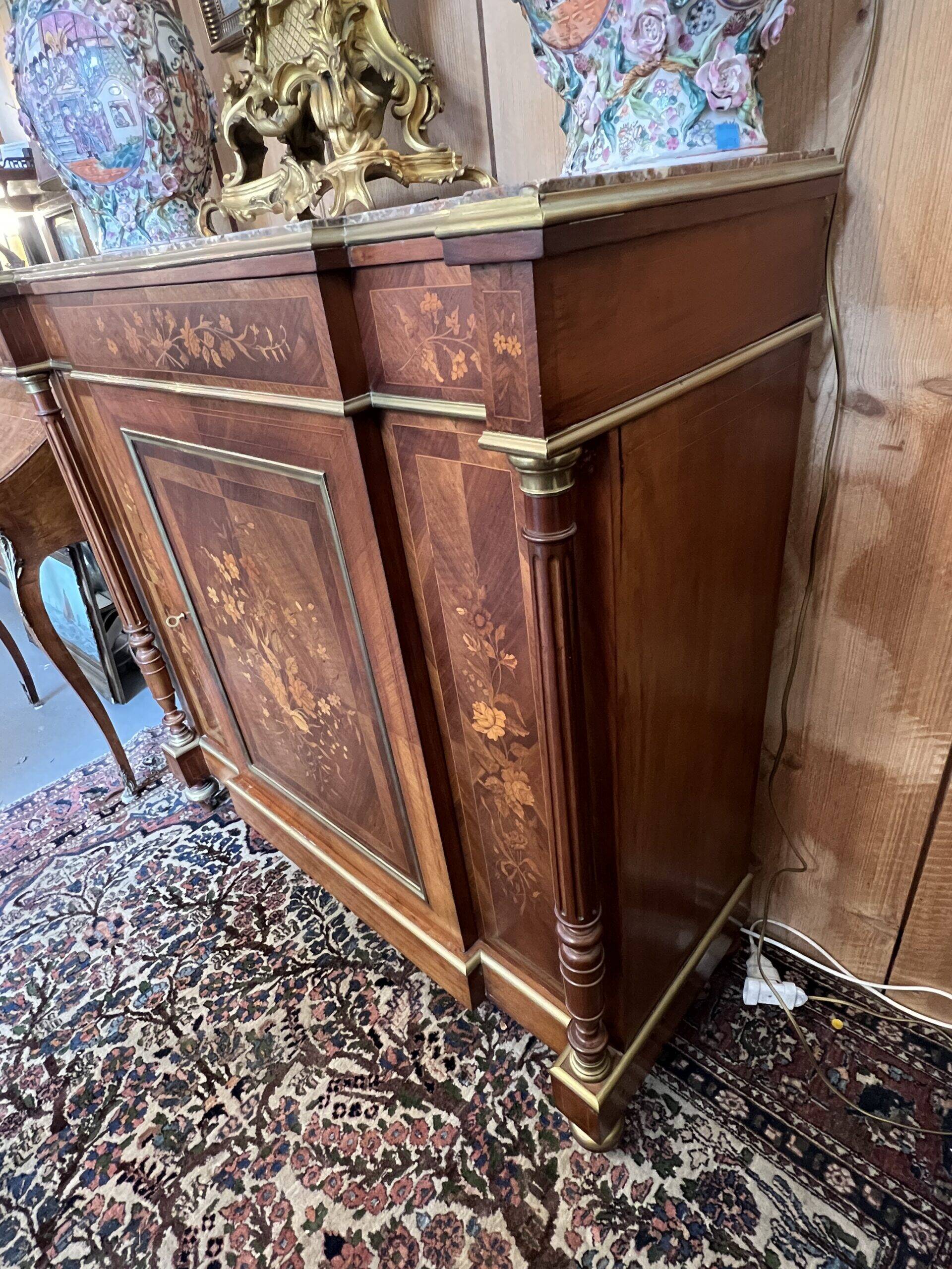 Napoleon III sideboard, rosewood and floral marquetry, 19th century