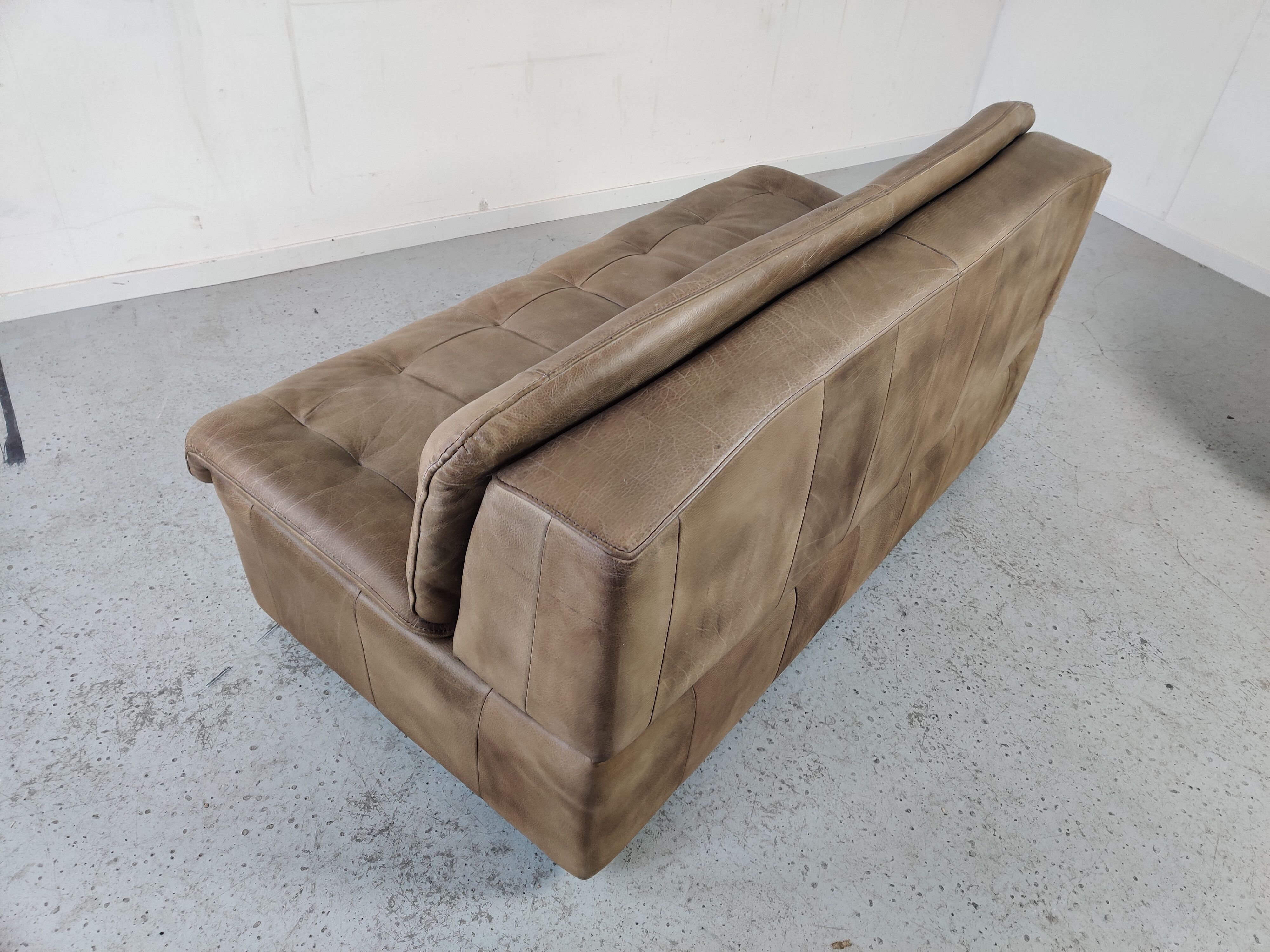 Canapé en cuir design vintage années 70/80