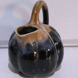 Pitcher