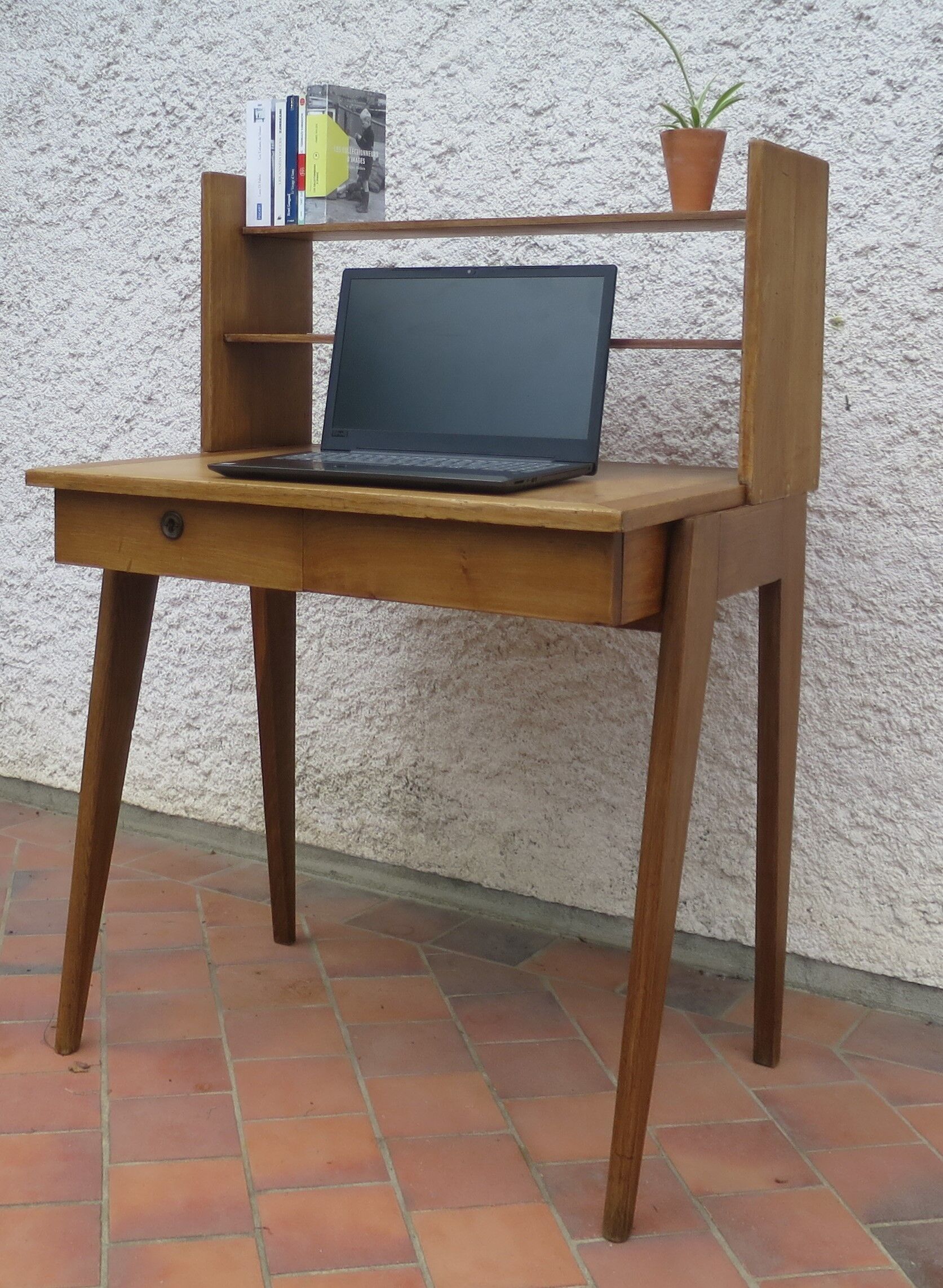 Bureau vintage pieds compas bois massif étagères