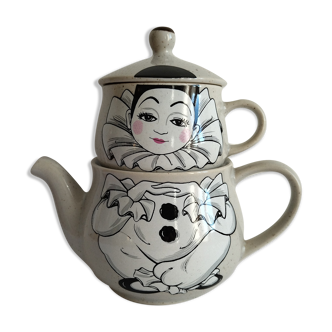 Teapot set and vintage pierrot cup