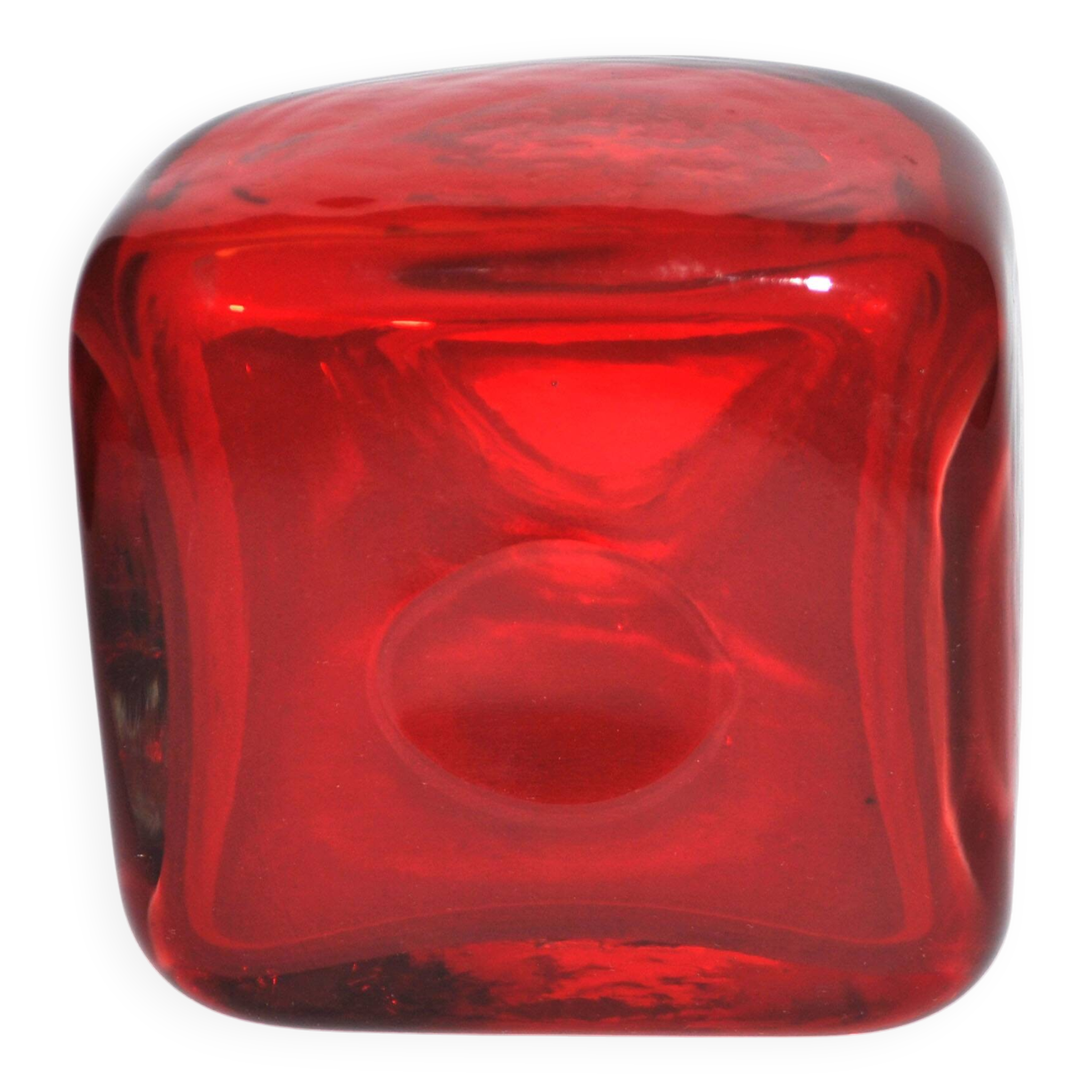 Vase carré en verre soufflé rouge