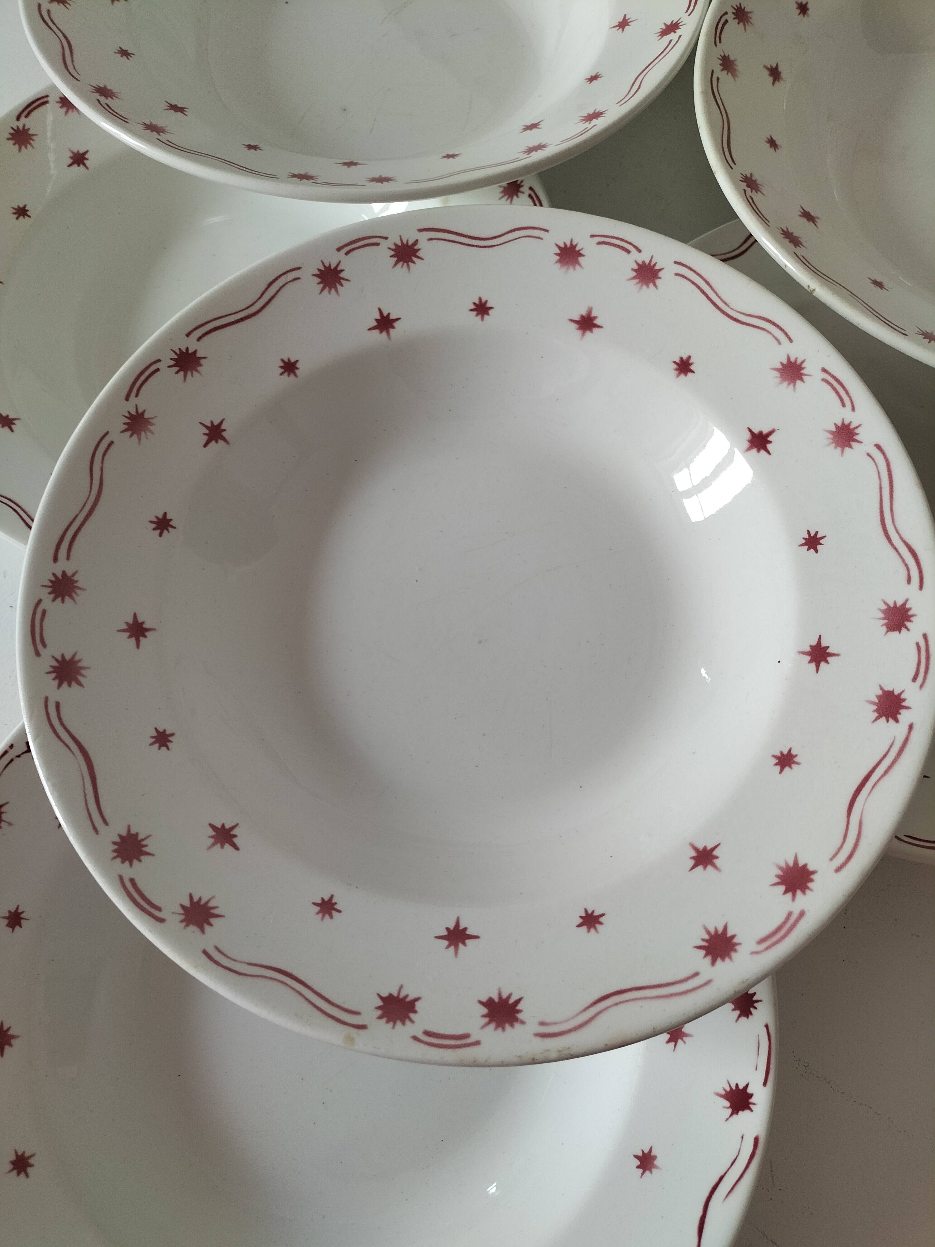 Céranrd Saint Amand plates star model