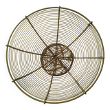 Free-standing fruit basket