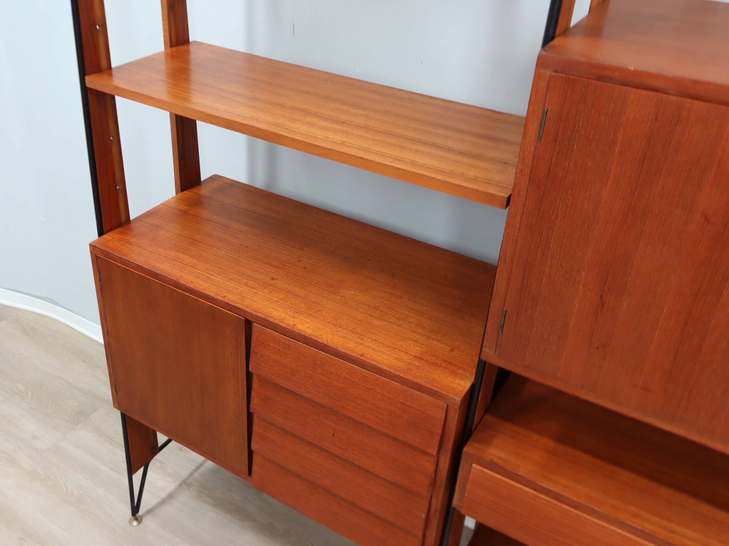 Mid century modular teak bookcase with bar unit, Italy 1950s